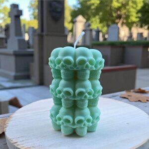 Handmade ✦ Stacked Skull Candle ✦ Vanilla Oatmeal Raisin Soy Wax Gothic Decor